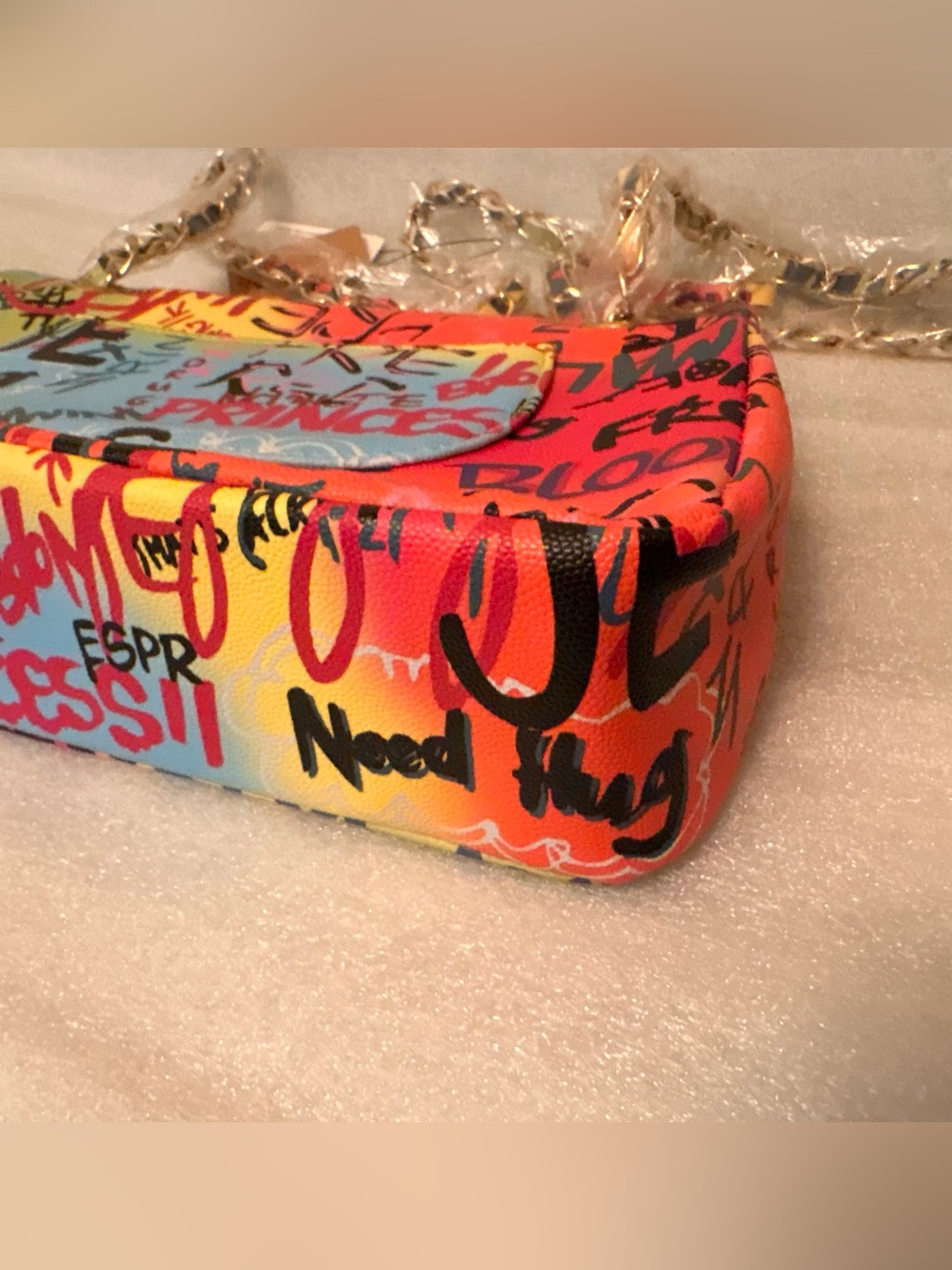 3AM Forever Graffiti Pop Art Chain Flap Crossbody Bag Gold Turn Lock - Picture 5 of 15